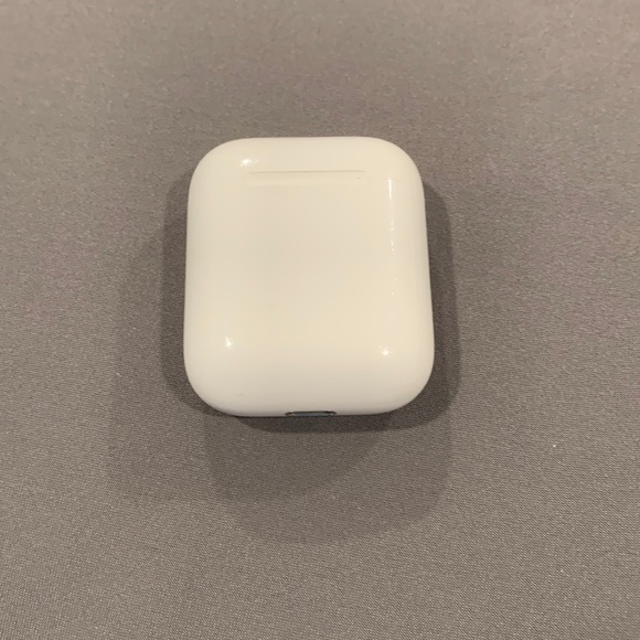 Apple AirPods